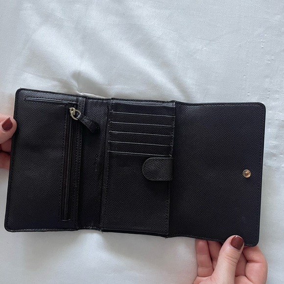 Coach wallet - Picture 2 of 8